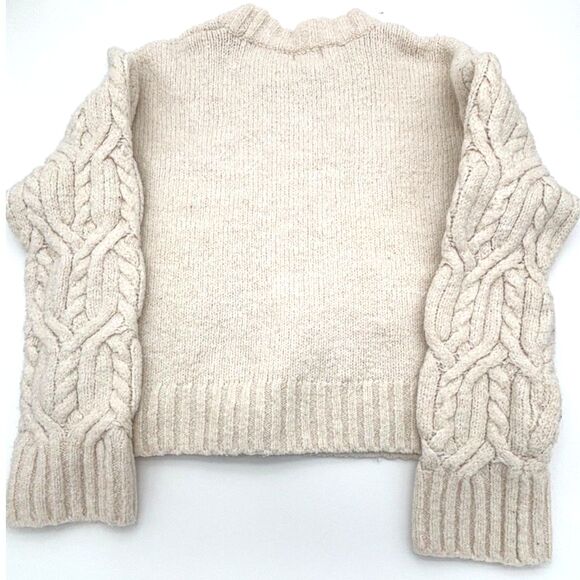 Women's H&M Cropped Sweater, Size Medium - Picture 4 of 5